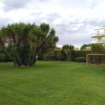 Garden Basement - Seminterrato Max 4 Ospiti - Vicino Aeroporto E Fiera