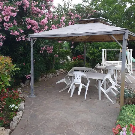 Garden Basement - Seminterrato Max 4 Ospiti - Vicino Aeroporto E Fiera