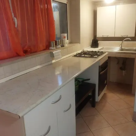 Garden Basement - Seminterrato Max 4 Ospiti - Vicino Aeroporto E Fiera *